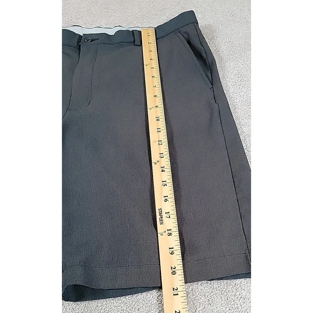 Greg Norman Men's Golf Shorts Black‎ Brown Flat Front Size 38 Casual
